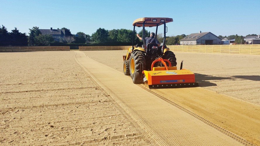 Derocking arena, Arena stone removal, equestrian arena stones, arena groomer