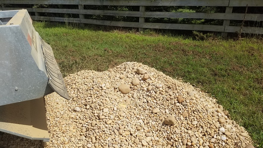 Horse arena stone sifting